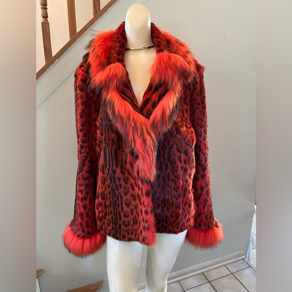 Beautiful Stylish Dyed Spotted Lippi Cat Fur Jacket - Picture 5 of 14